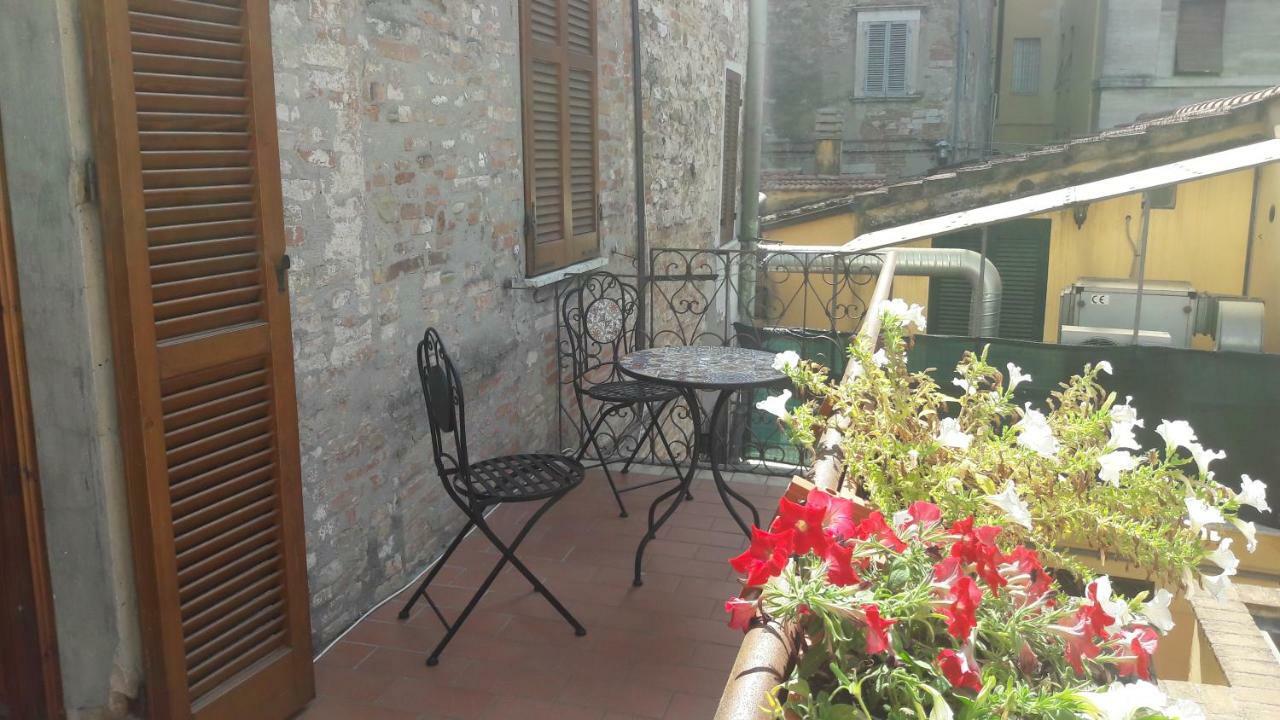Appartement Via Piantarose, 12 à Pérouse Extérieur photo